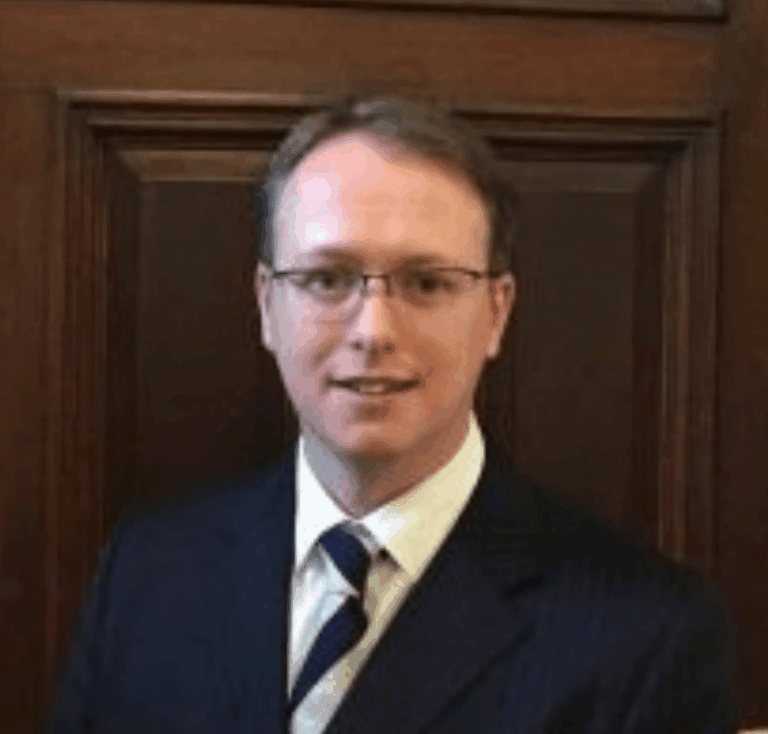 Dr David Humes (UK)