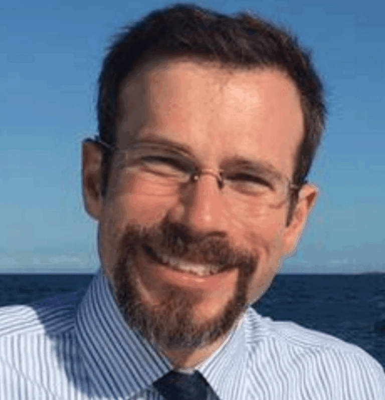 Dr Kevin Elias (USA)